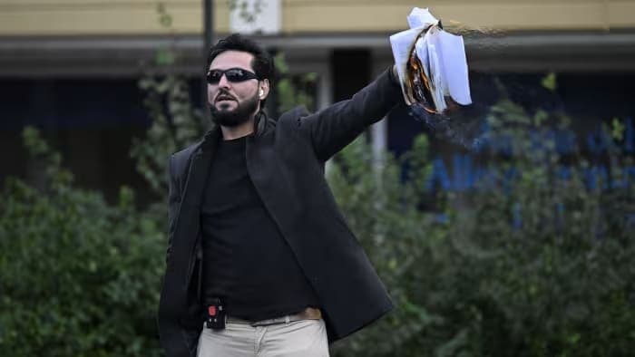 حق توهین به اسلام: قتل سلوآن مومیکا و تهدید آزادی